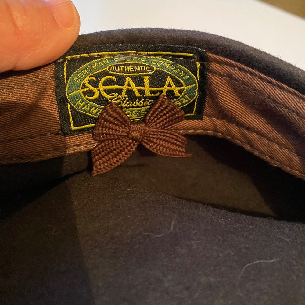 Scala Hat - Picture 2 of 3